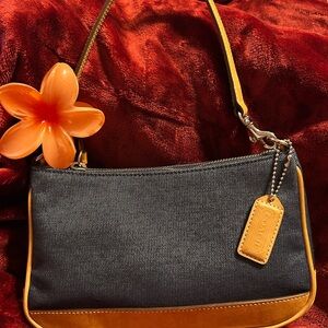 Vintage COACH 7594 Small Handbag Blue Denim & Tanned Leather Shoulder Bag Purse